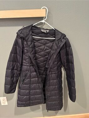 Athleta Black Quilted Hooded Packable Puffer Coat
